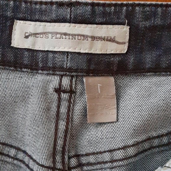 Chico's  Platinum  Denim Women.  Siz 1 - Picture 6 of 8